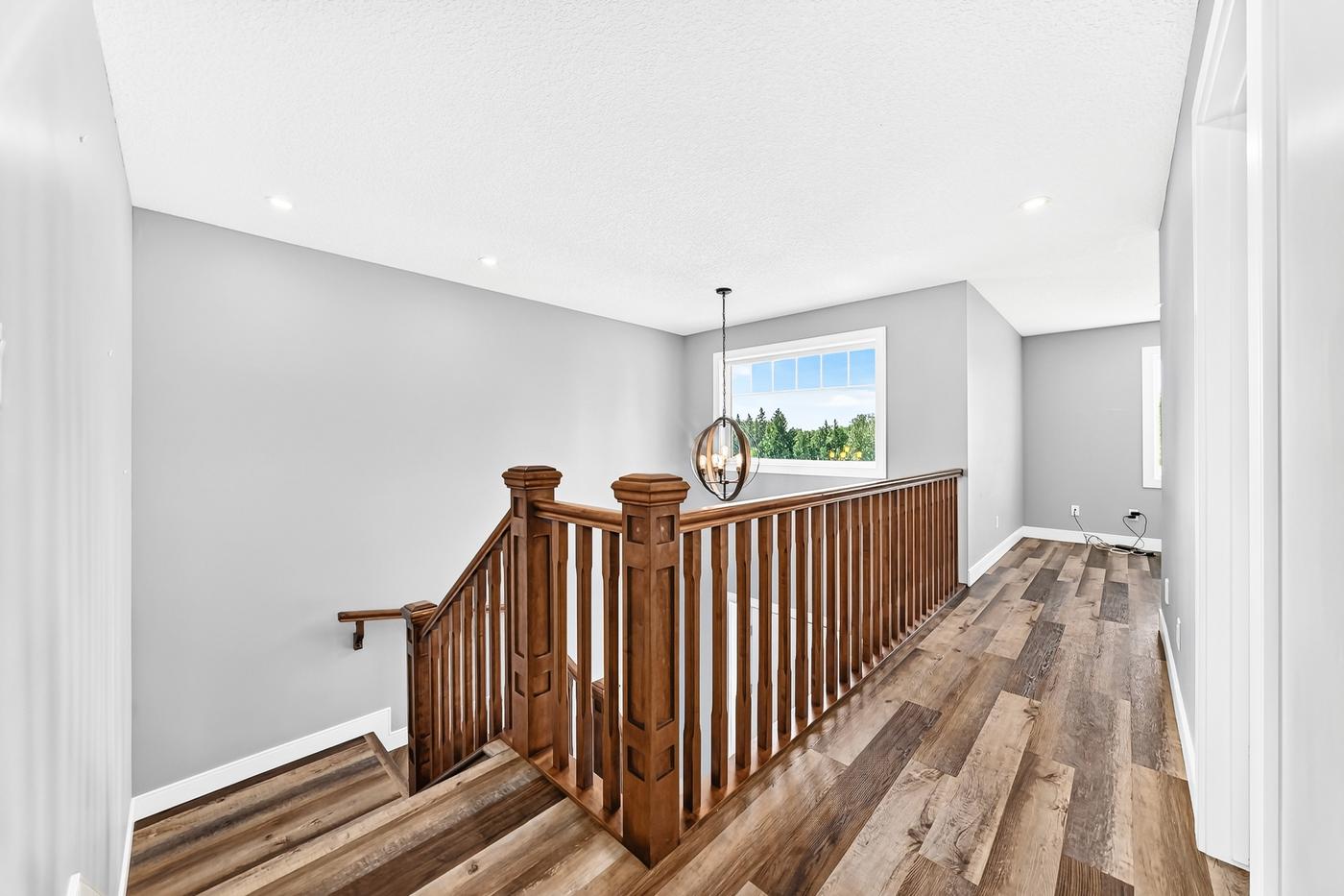 Main house interior, view 4